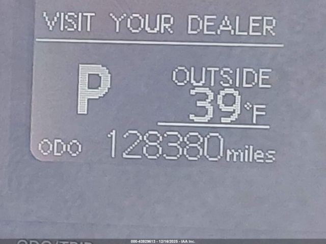 Toyota Corolla Le Image 16