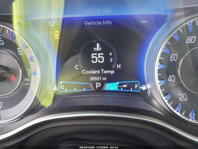 Chrysler 300 Touring Image 16