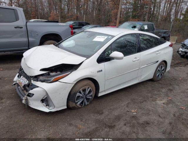 Toyota Prius Prime Premium Image 5