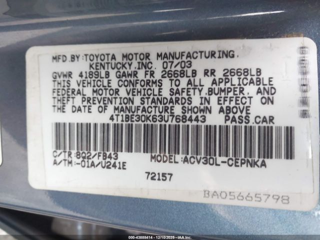 Toyota Camry Le Image 7