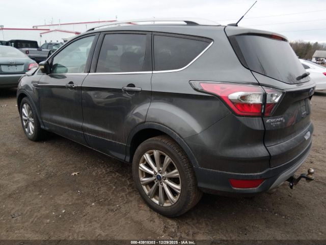 Ford Escape Titanium Image 13