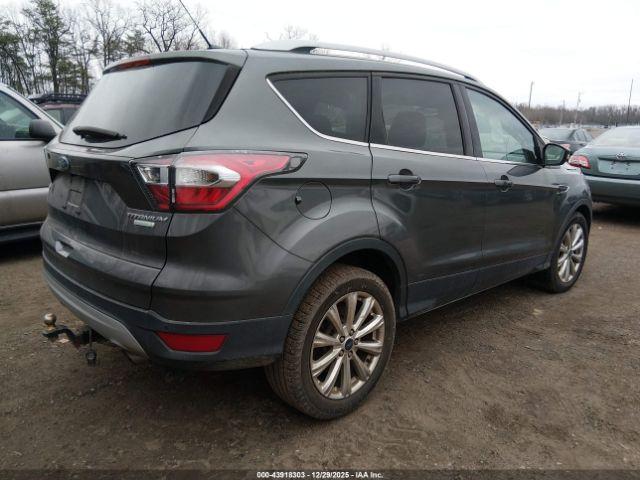 Ford Escape Titanium Image 15