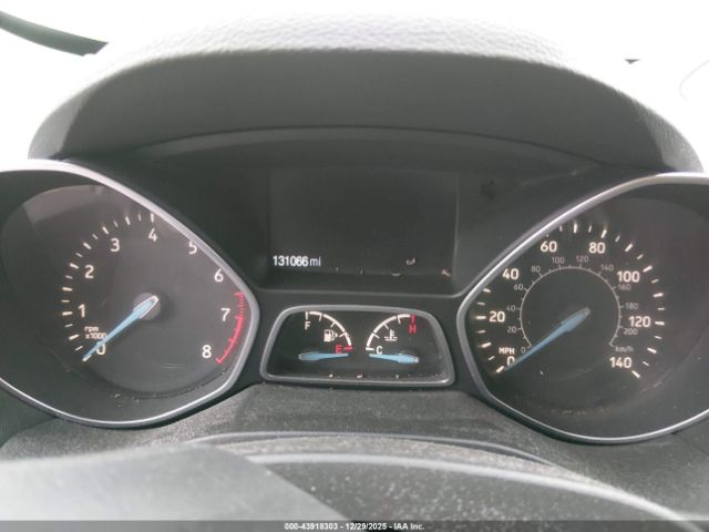 Ford Escape Titanium Image 3