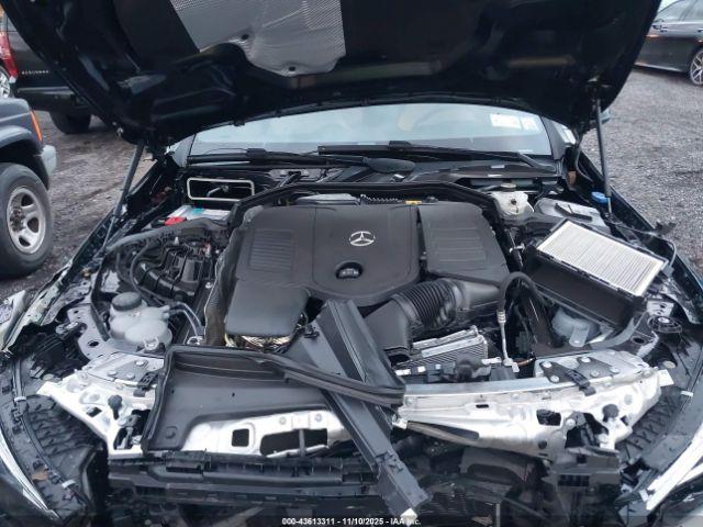 Mercedes-Benz C-Class 4matic Image 16