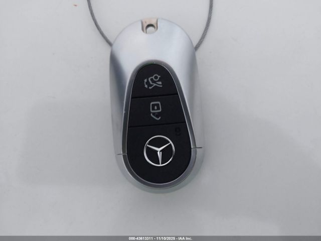 Mercedes-Benz C-Class 4matic Image 3