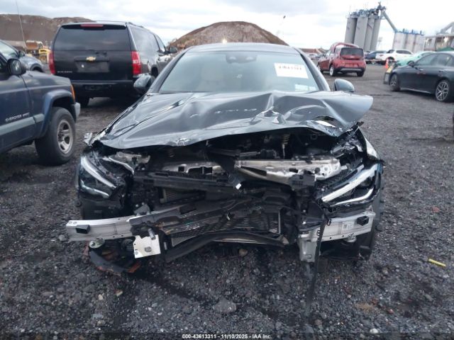 Mercedes-Benz C-Class 4matic Image 8