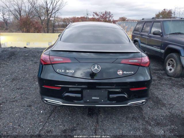 Mercedes-Benz C-Class 4matic Image 9