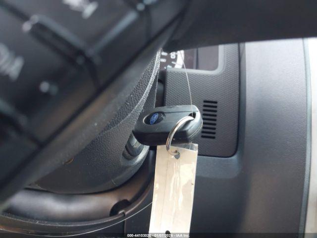 Ford Escape Xlt Image 10