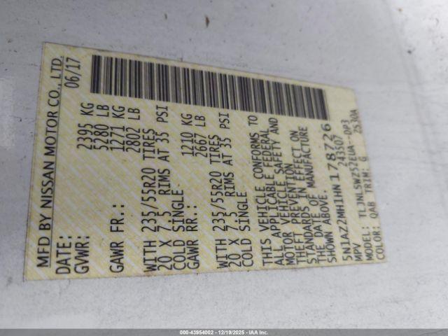 Nissan Murano Platinum Image 12