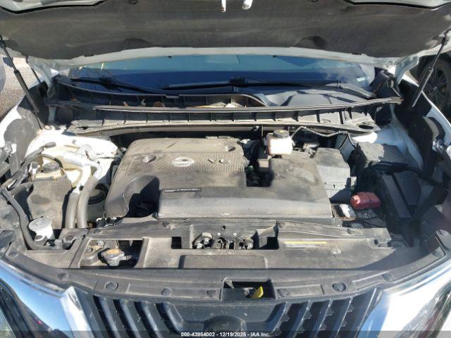 Nissan Murano Platinum Image 15