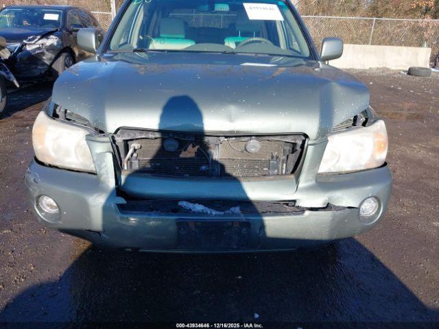 Toyota Highlander Limited V6 Image 3