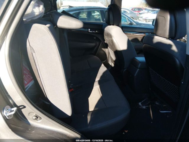 Kia Sorento Lx V6 Image 10