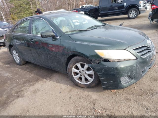 Toyota Camry Le Image 1