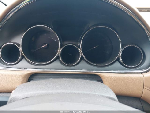 Buick Enclave Premium Image 8