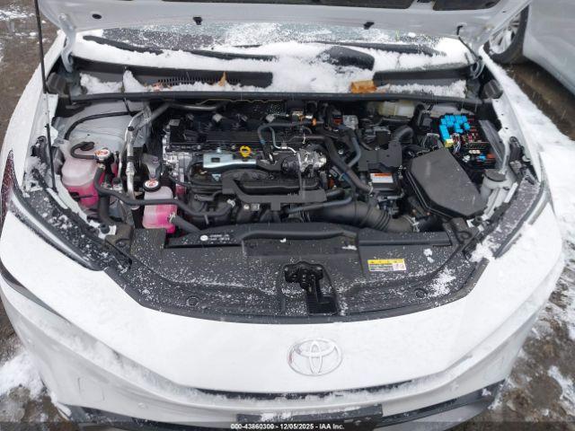 Toyota Prius Xle Image 2