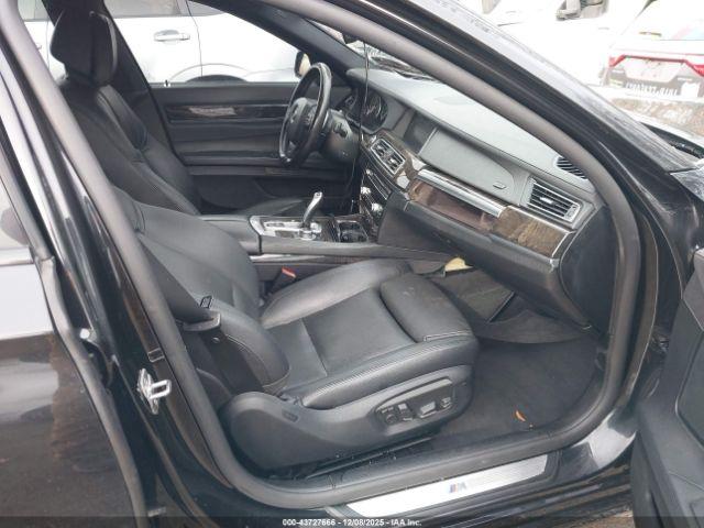 BMW 7 Series Xdrive Image 6