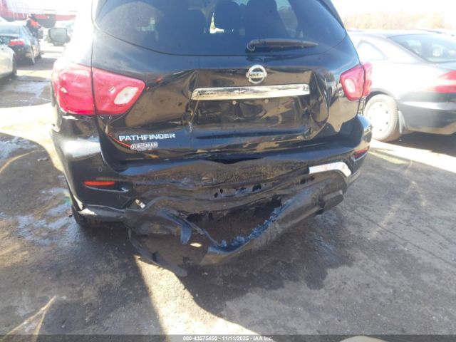 Nissan Pathfinder S Image 16