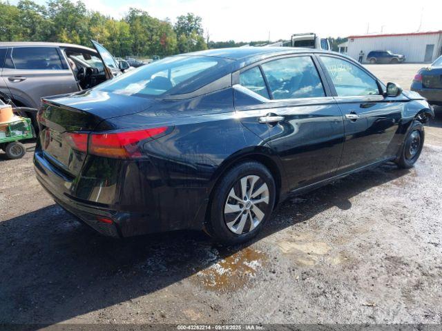 Nissan Altima S Fwd Image 9