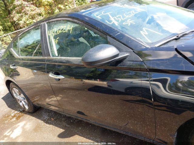 Nissan Altima S Fwd Image 11