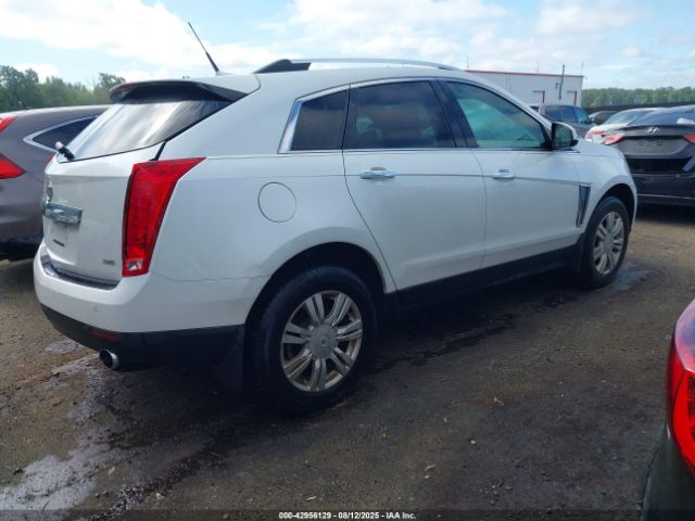 Cadillac SRX Luxury Collection Image 4