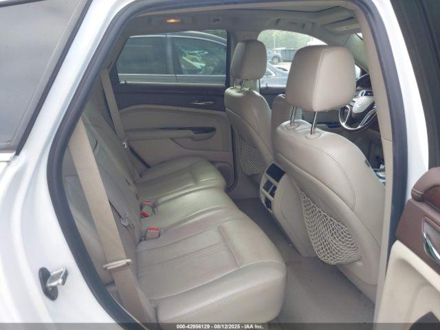 Cadillac SRX Luxury Collection Image 10