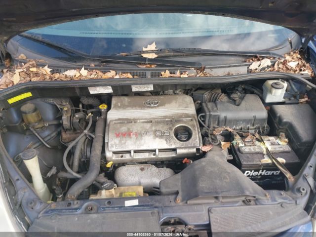 Toyota Sienna Le Image 4