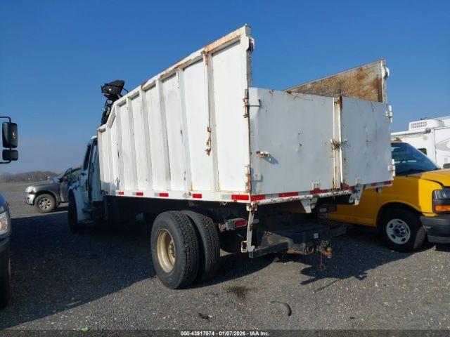 Freightliner M2 106 Medium Duty Image 4