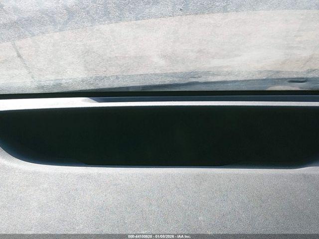 Toyota Prius Image 5