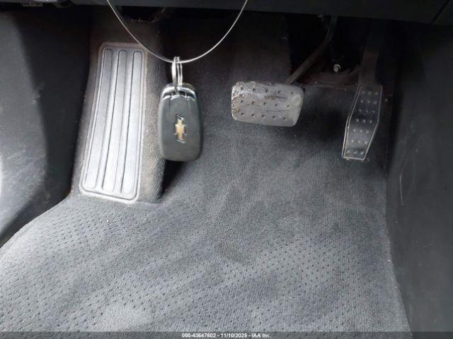 Chevrolet Traverse Fwd Lt Cloth Image 10