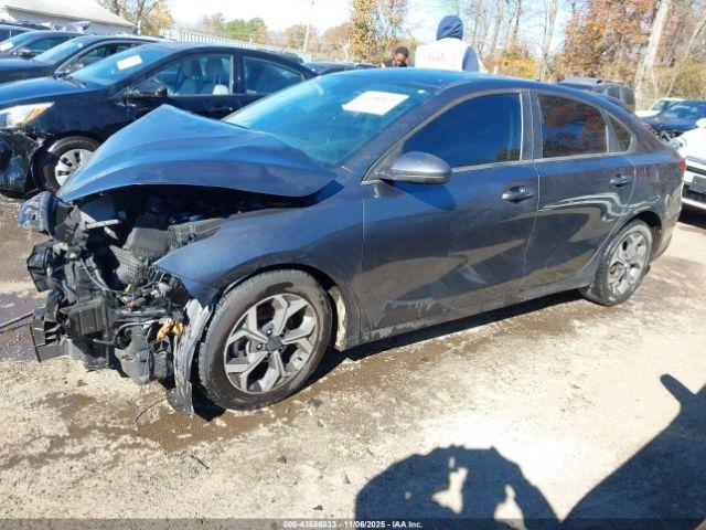 Kia Forte Lxs Image 10