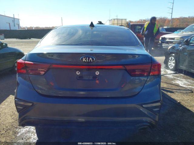 Kia Forte Lxs Image 6