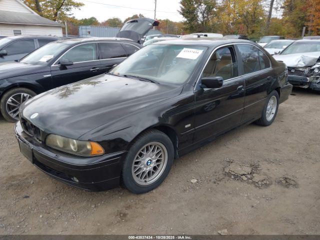 BMW 5 Series Image 2