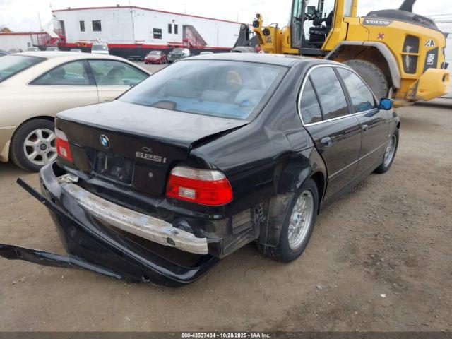 BMW 5 Series Image 13