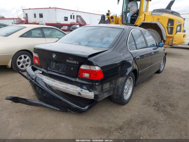 BMW 5 Series Image 3