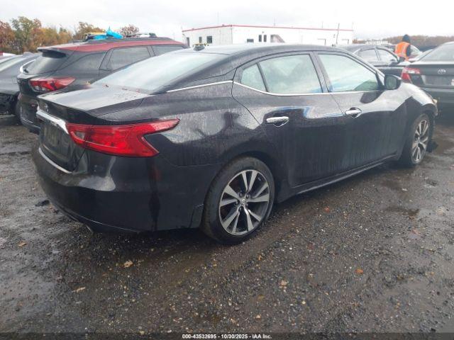 Nissan Maxima 3.5 S Image 3