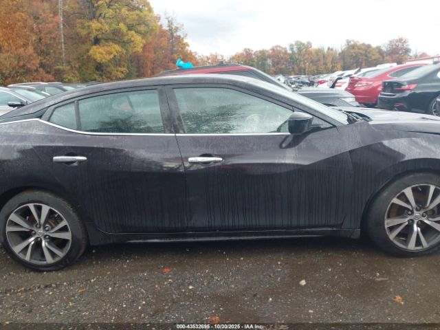 Nissan Maxima 3.5 S Image 11