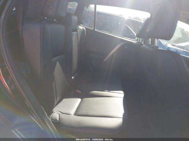 Toyota RAV4 Limited Image 6