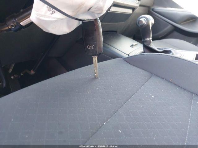 Kia Sorento 2.4l Lx Image 10