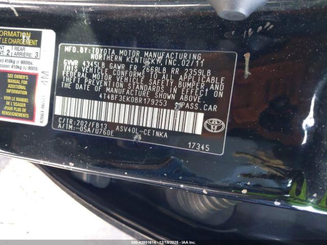 Toyota Camry Le Image 14