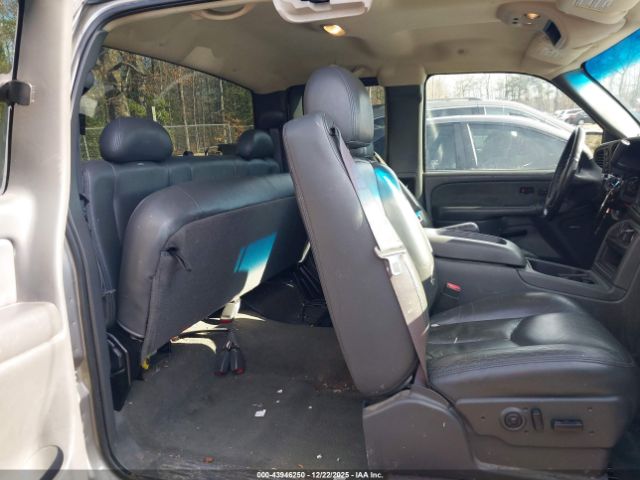 Chevrolet Silverado 1500 Lt Image 2