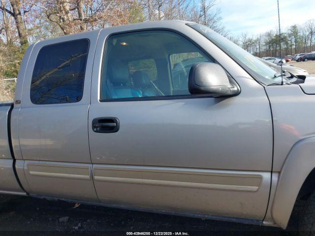 Chevrolet Silverado 1500 Lt Image 8
