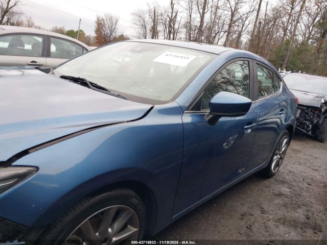 Mazda Mazda3 Grand Touring Image 3