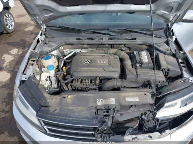 Volkswagen Jetta 1.8t Se Image 3