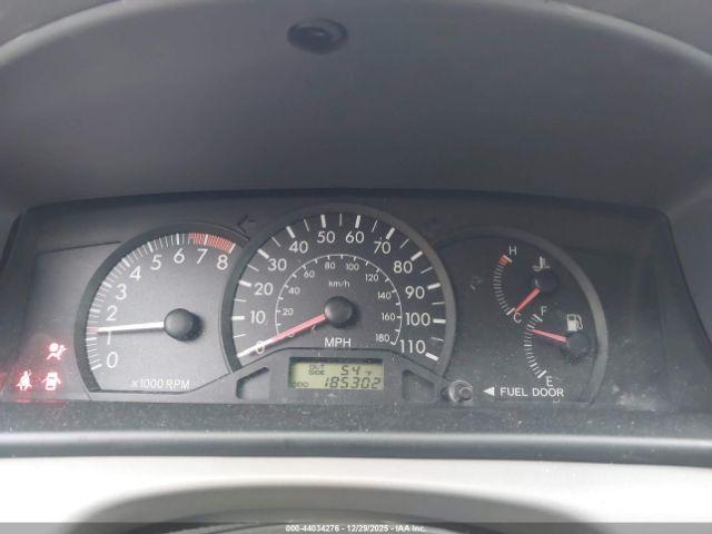 Toyota Corolla Ce Image 6