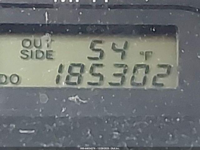 Toyota Corolla Ce Image 7