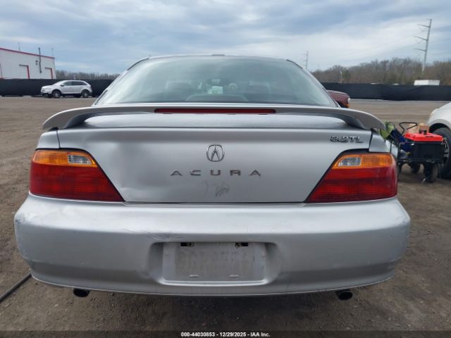 Acura TL 3.2 Image 9