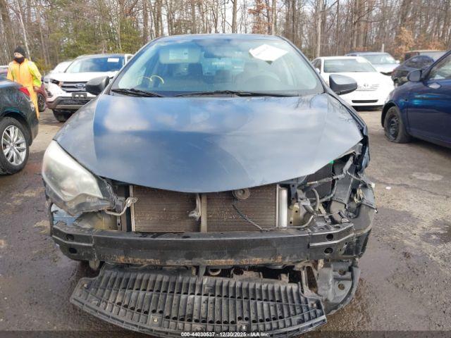 Toyota Corolla Le Image 13