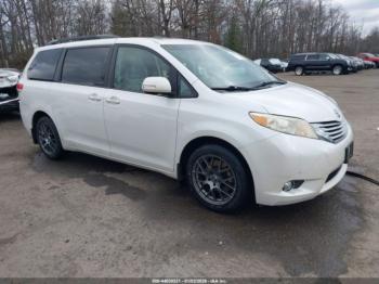  Salvage Toyota Sienna