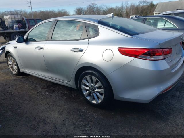 Kia Optima Lx Image 16