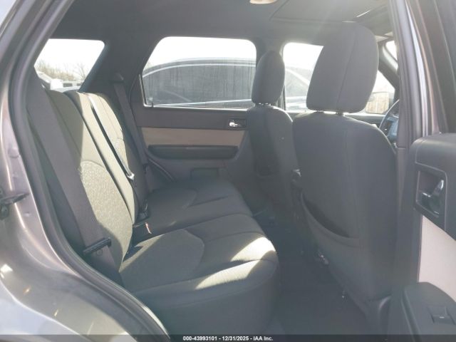 Mercury Mariner Image 3